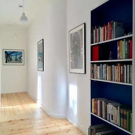 Apartment Kuenstlerhaus Niebull