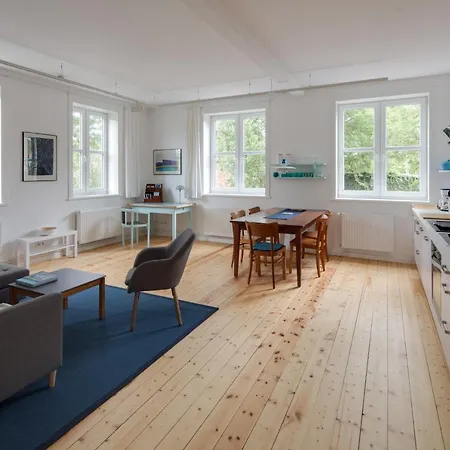 Kuenstlerhaus Apartamento *